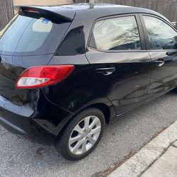 2012 Mazda Mazda2