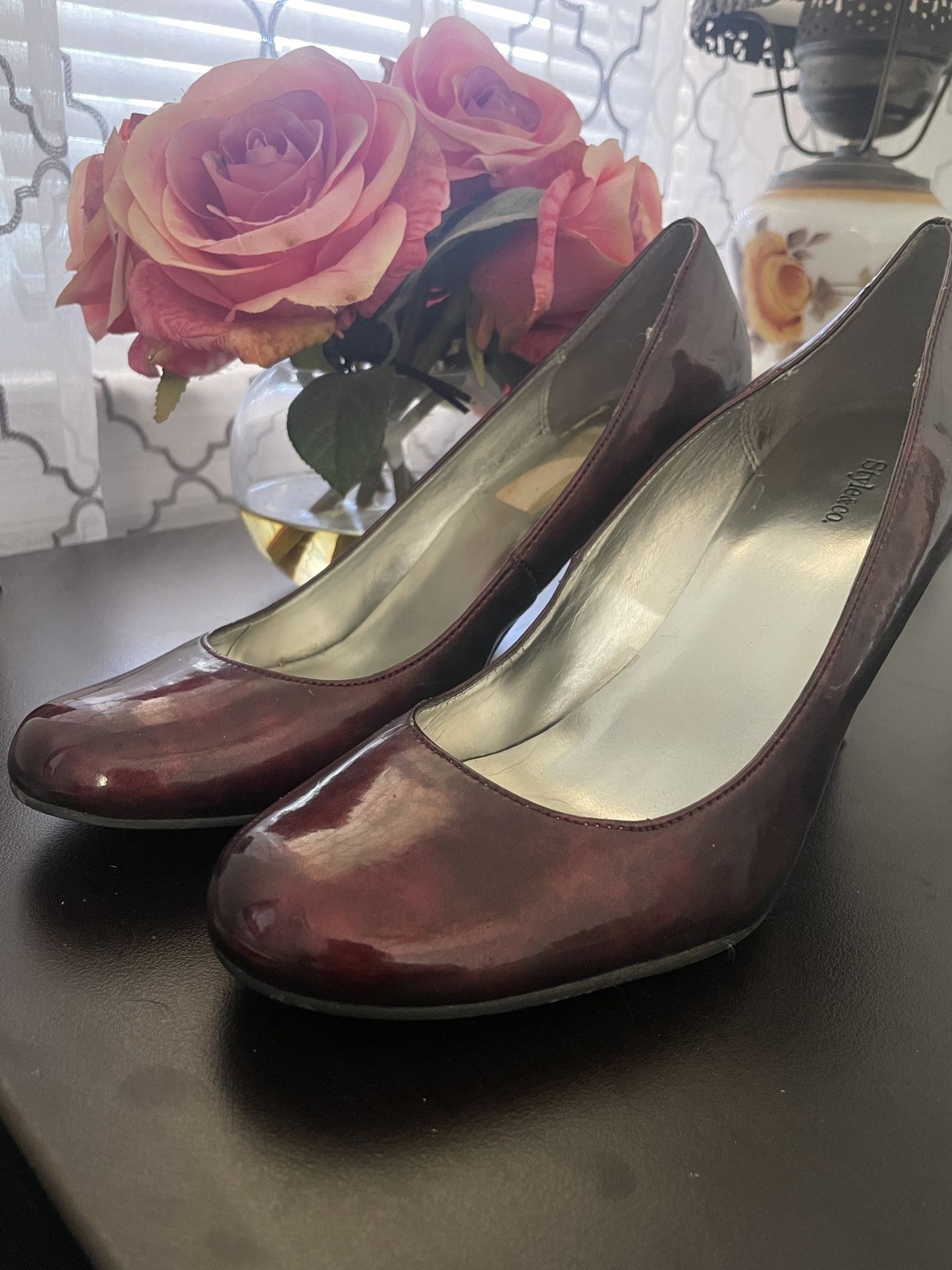 Ruby Red Size 8 Heels 👠
