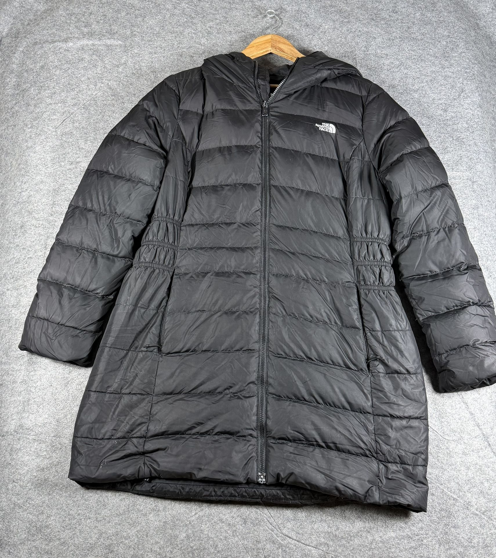 The North Face Women’s XL 550 Down Hooded Puffer Jacket Black
