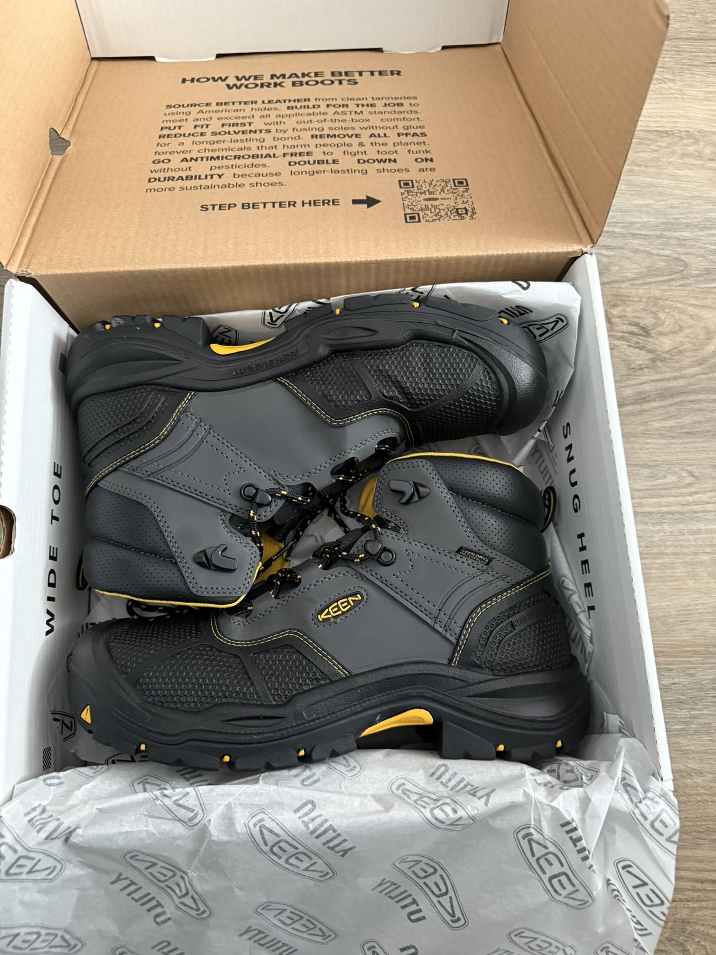 Keen Logandale Waterproof Boot (Steel toe)