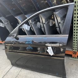 2013 - 2017 Honda Accord Front Door Driver Side