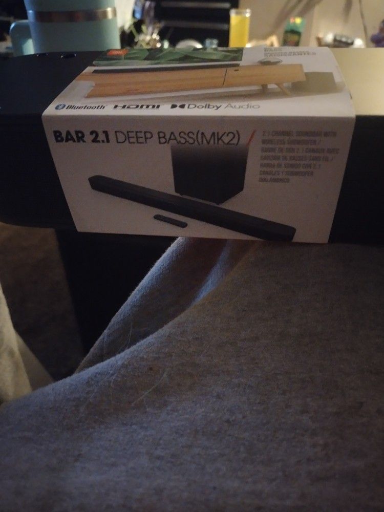 Jbl Sound Bar And Remote 