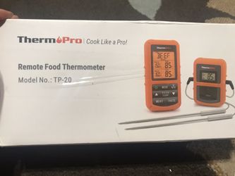 Remote food thermometer