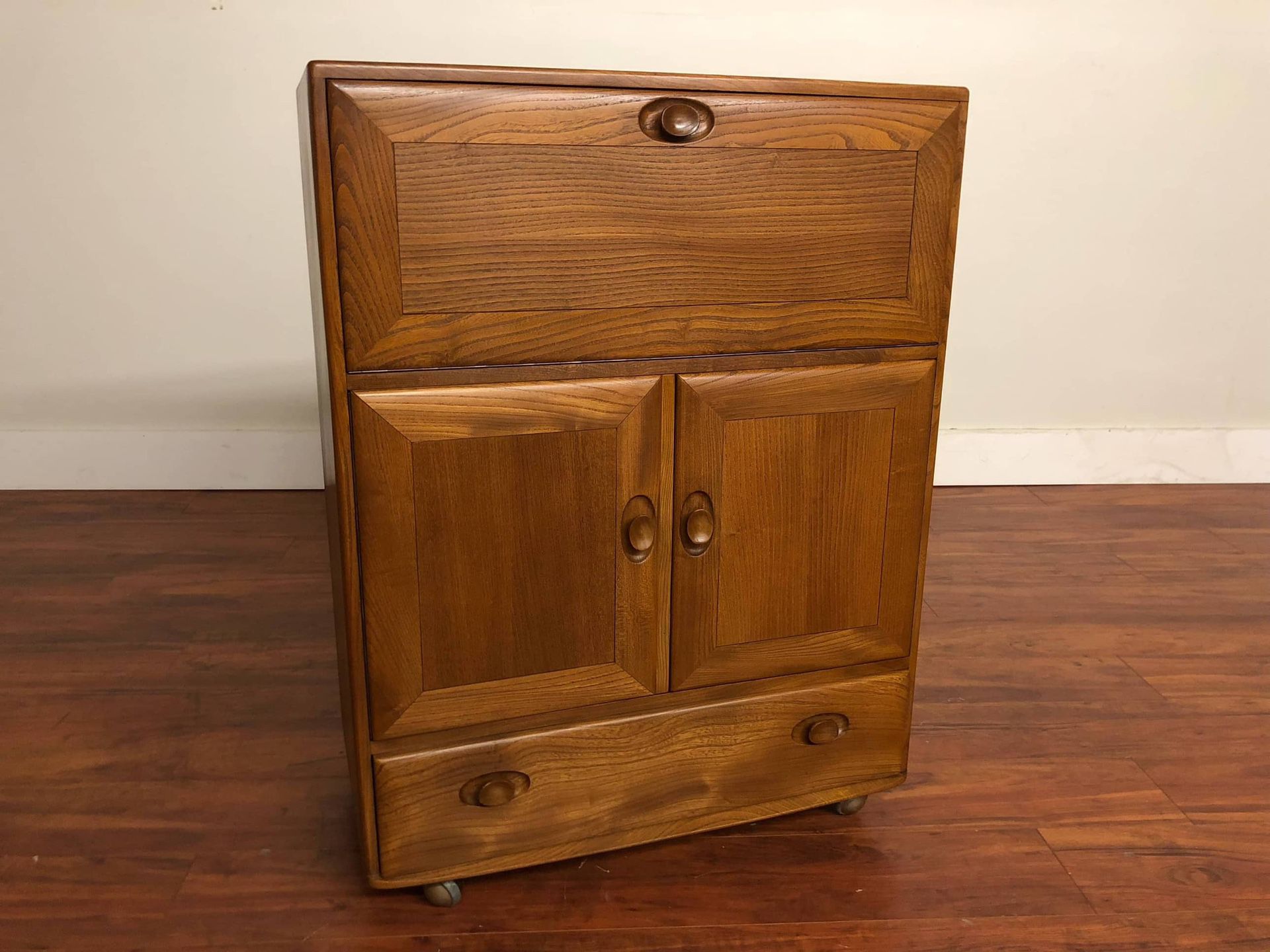 Ercol Windsor Solid Elm Drinks Cabinet / Secretary - Many More Items In Stock!