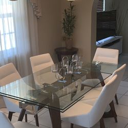 Dinning Table/Comedor