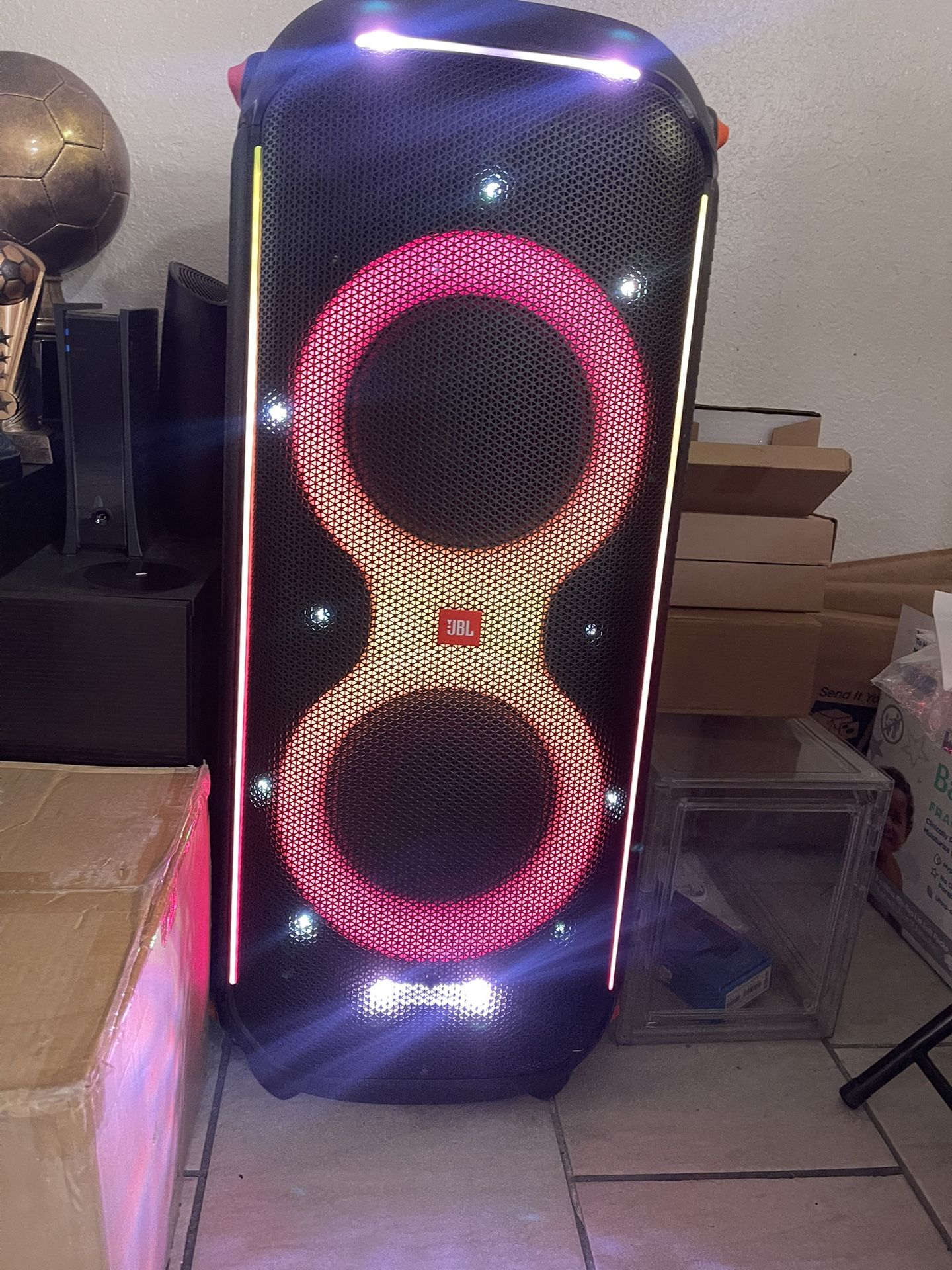JBL Party Box 710 Like New Conditions