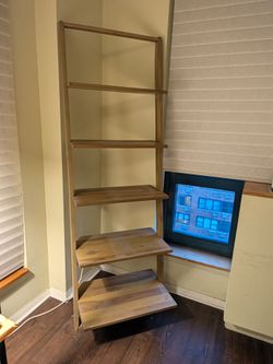 FREE FURNITURE