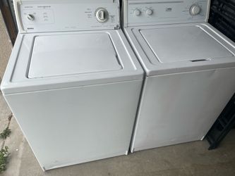 Four Free broken washer and dryer