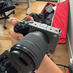 Sony FX3 ILME-FX3 4K Full-Frame Cinema Camera Kit w/ Lens, Case & Filmmaking Accessories