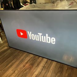 SONY 85” COSTCO EXCLUSIVE TV W-remote No Stand