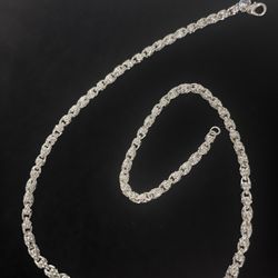 Beautiful 24 Inch 925 Plated Sterling Silver Bamboo Style Chocker Or Necklace For You Or Someone Special On Valentine’s Day (Comes with a Gift Box for