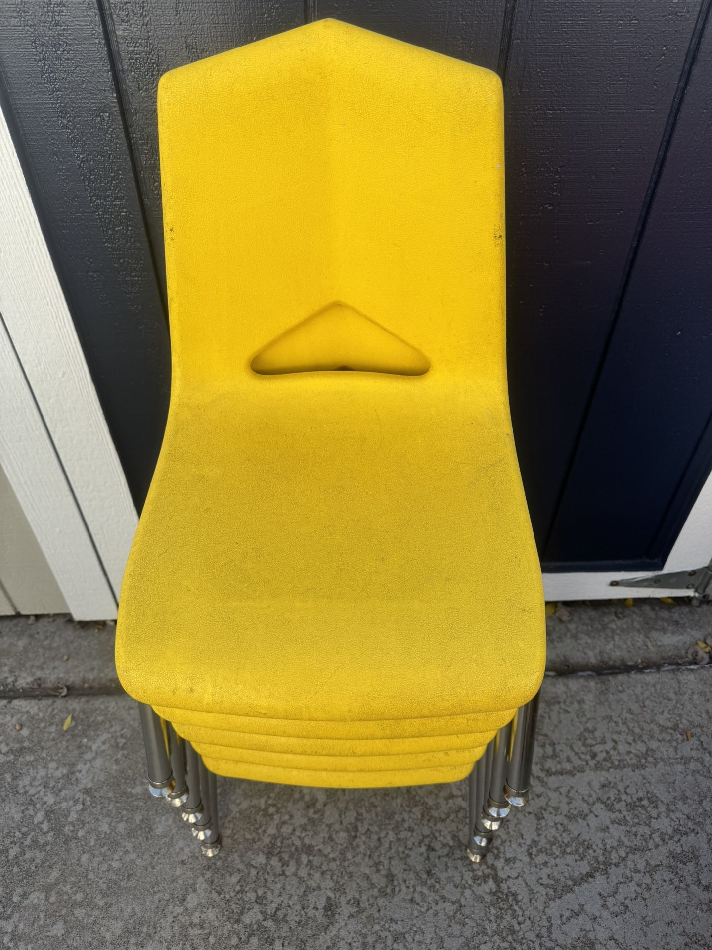 5 Kid’s Chairs. 14"