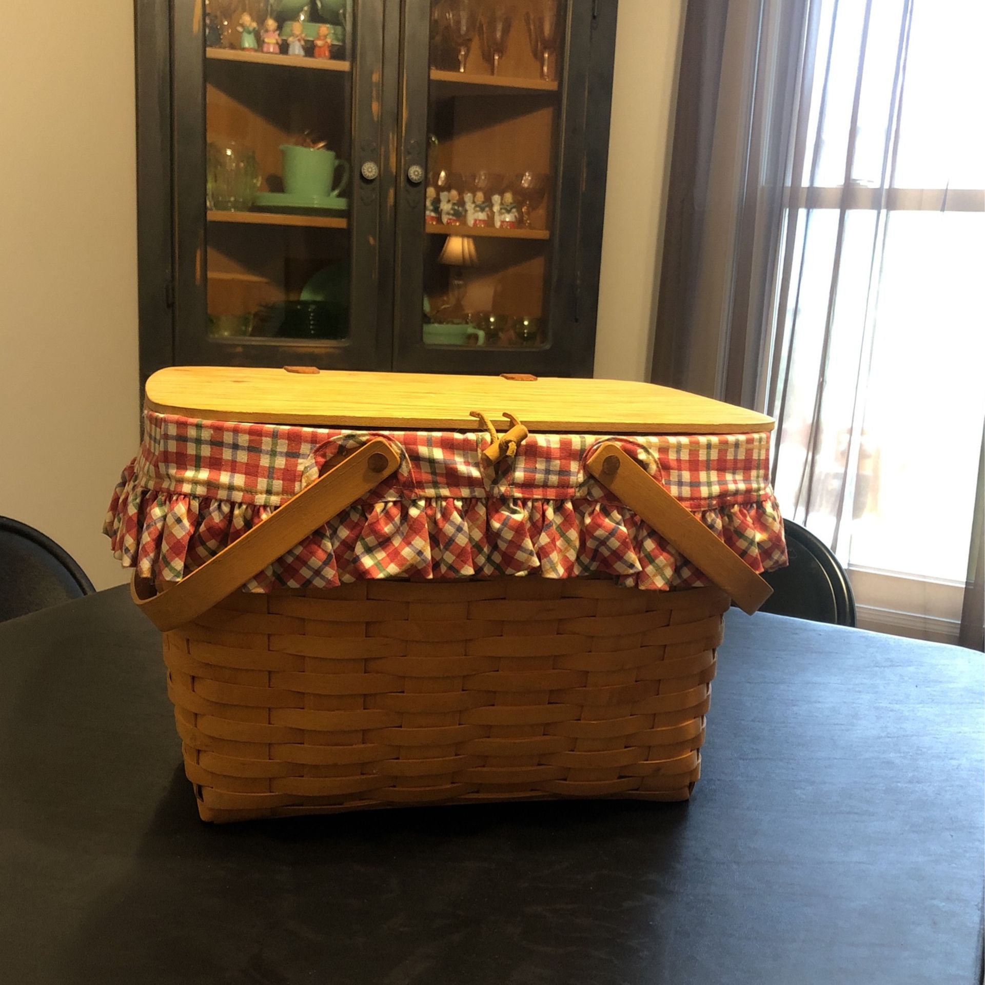 Large Longaberger Picnic Basket