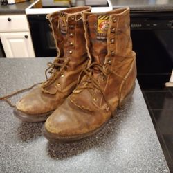 JUSTIN. WORK BOOTS  SIZE. 10.5  