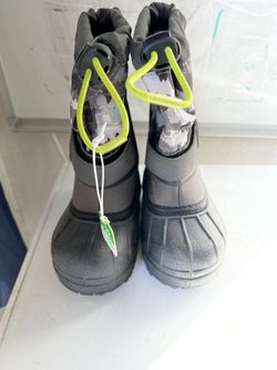 Columbia Waterproof Boots 8c Boys Or Girls Brand New