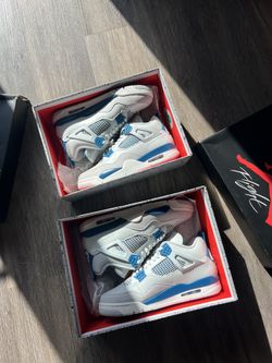 Jordan 4 Millitary Blue