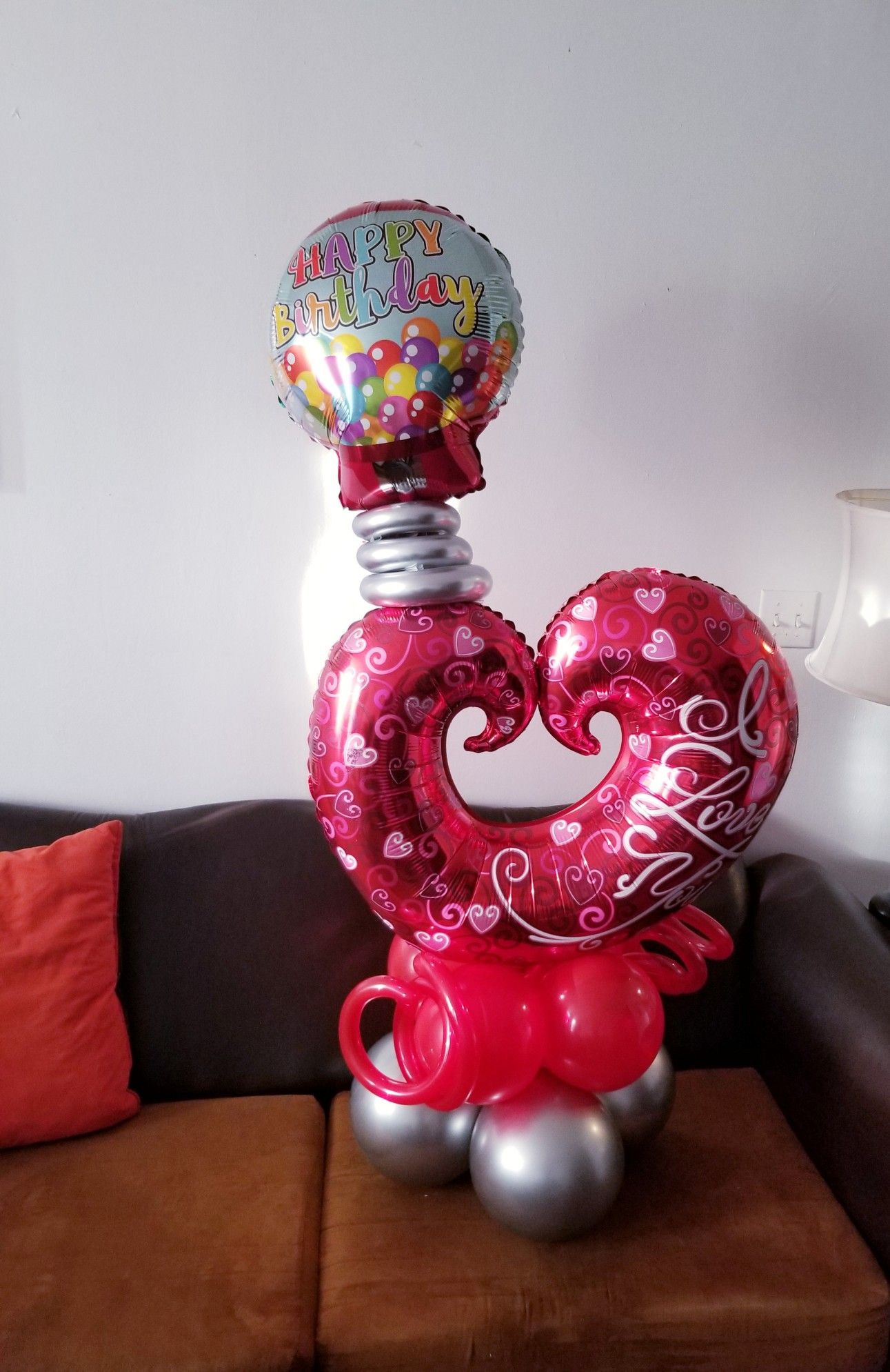 Arrangement in balloons