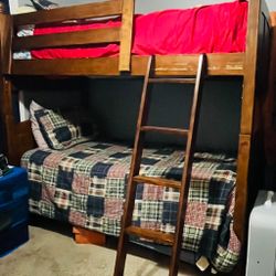 Solid Wood Bunk Bed