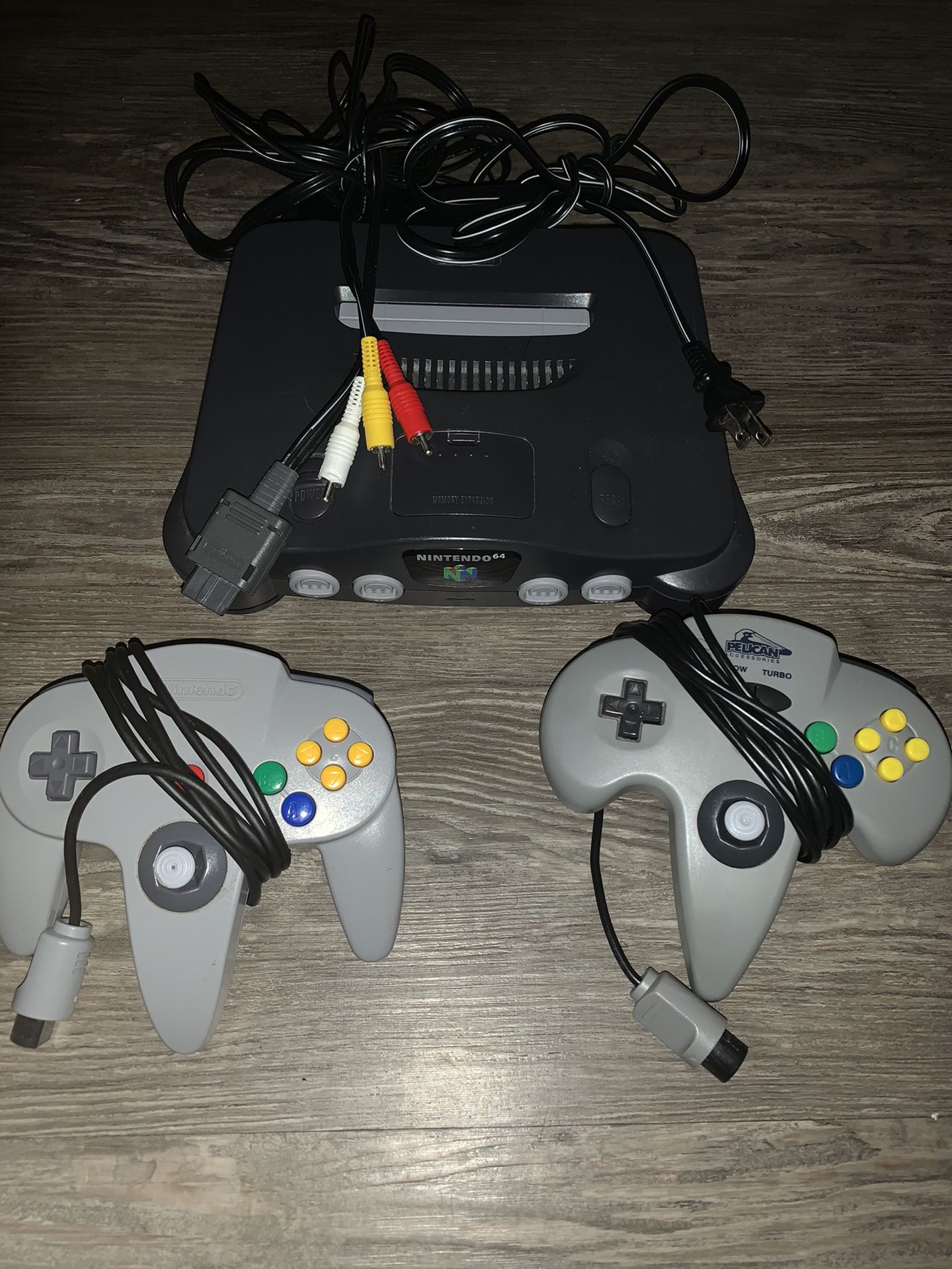 Nintendo 64 !! Comes with everything! DONT BE AFRAID TO OFFER WHAT YOU CAN !!