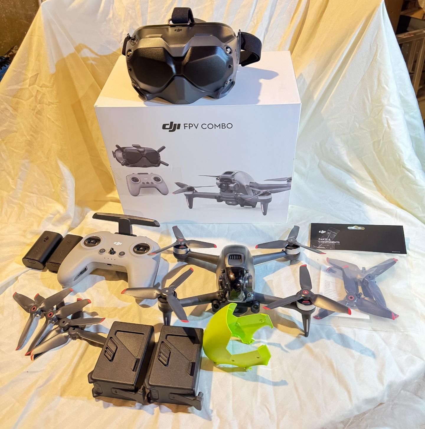 DJI FPV Combo with Goggles Integra