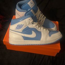 Jordan 1 Legend Blue 