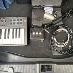 MUSIC EQUIPMENT 