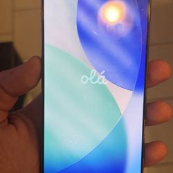 T-MOBILE iPhone 16 Pro Max 256GB – Natural Titanium – Minor Back Cracks