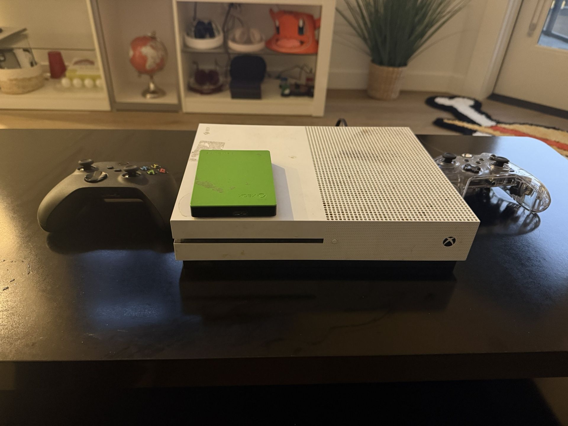 Xbox One S