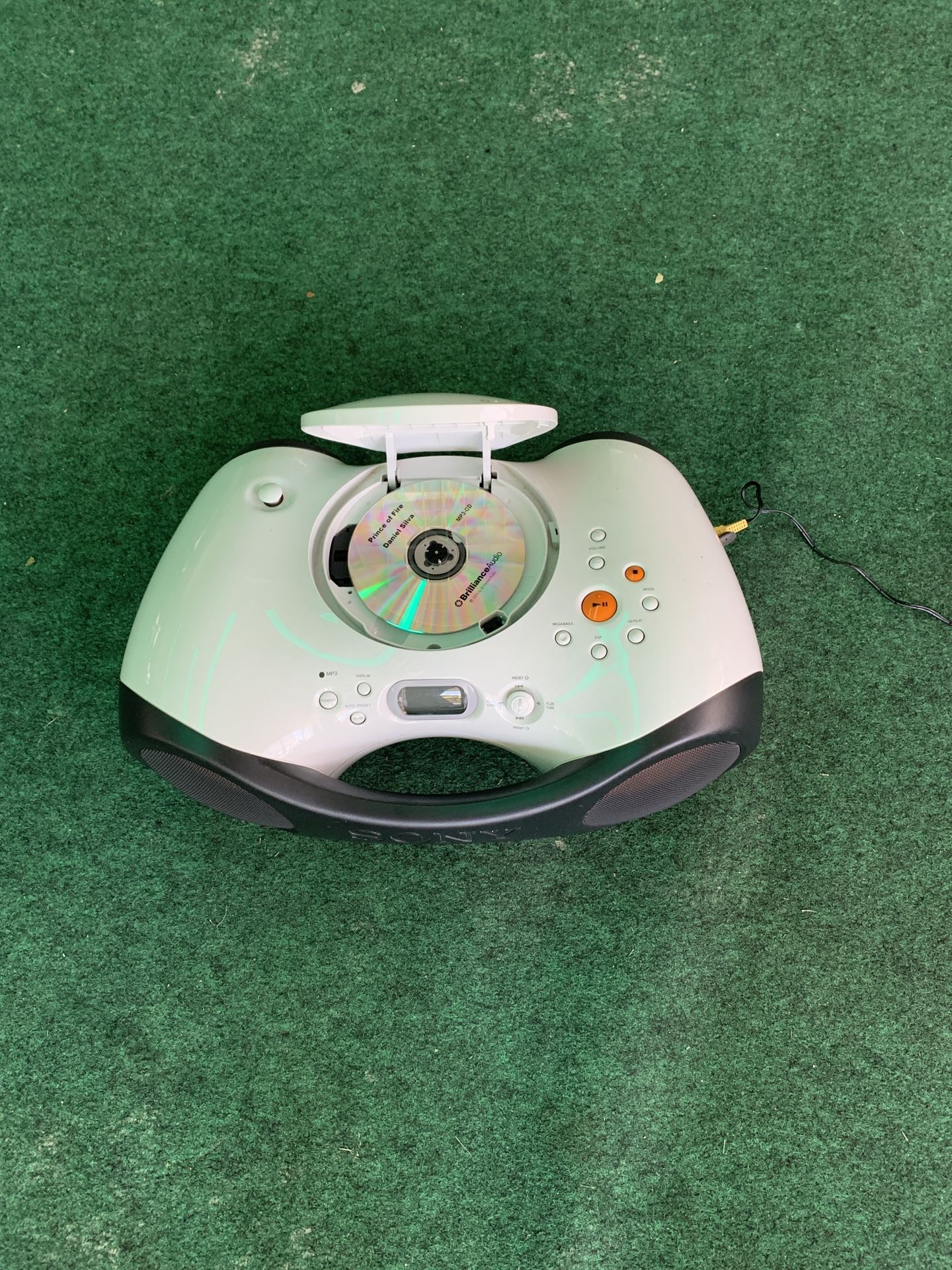 SONY MP3 CD PLAYER BOOMBOX