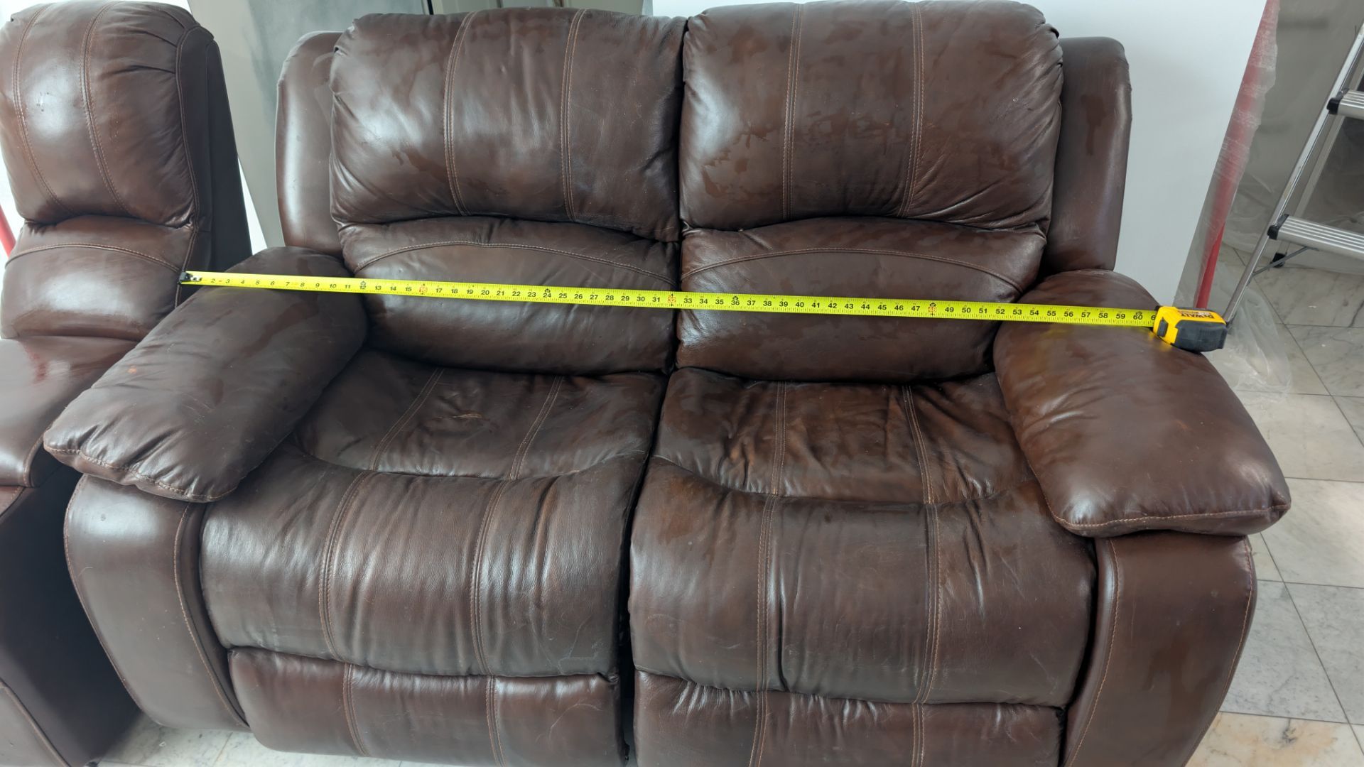 2 Recliners with center console
