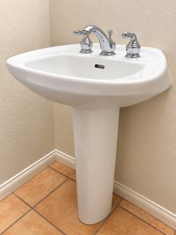 Porcelain Pedestal Sink