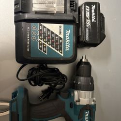 Makita XFD07 18V Brushless 1/2" Driver/Drill , Charger and 18v 5amp Battery 
