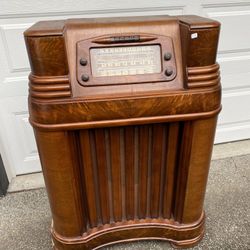 Vintage Console Radio Philco 46-480 