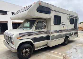 1990 Winnebago Warrior 21’ Class C RV – Runs & Drives – 62k Original Miles