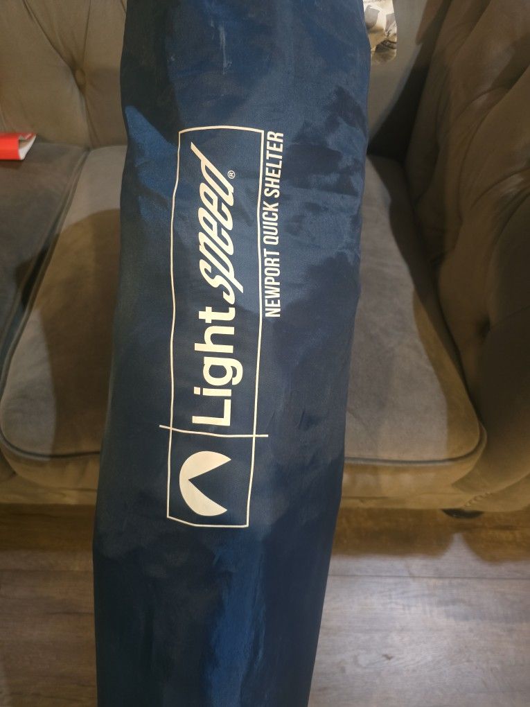LIGHT SPEED & NEWPORT QUICK SHELTER