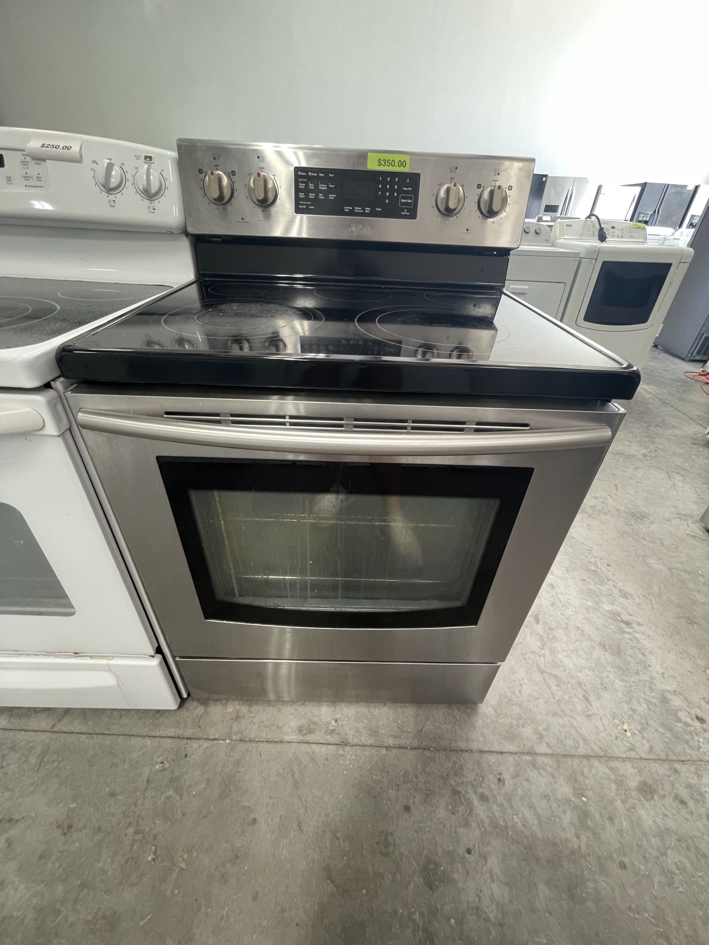 Samsung Electric Stove Stainless Steel Available NOWWWWW
