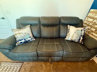 Gray Reclining Sofa with Drop-Down Console and Storage