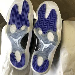 Jordan 11 Concord 
