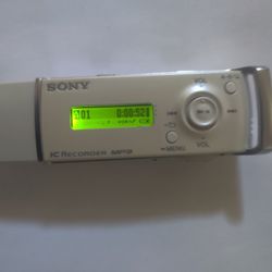 Sony ICD-U60 IC Recorder - MP3 Voice Recorder with USB Direct Connection