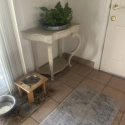 Decorative White Table
