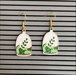 Dome Plant Terrarium Dangling earrings