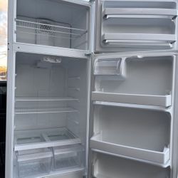 Refrijerator   Good Condition