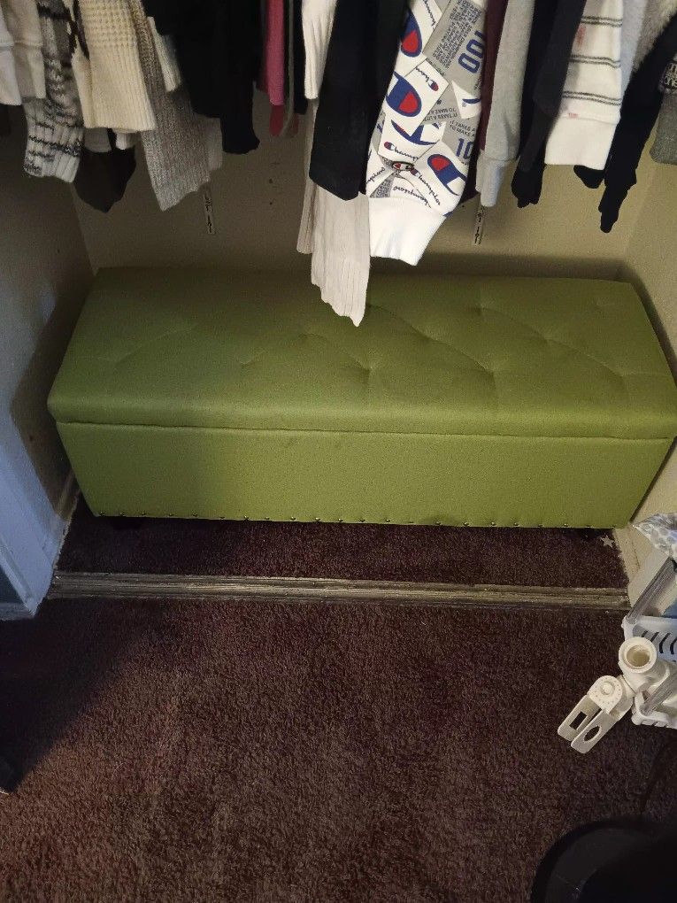 Storage Bench/Ottoman W/Flipping Lid 