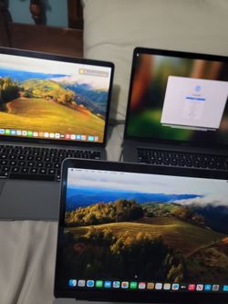 Lot of mac books dm for price and discounts