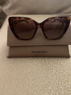 Burberry Sunglasses 