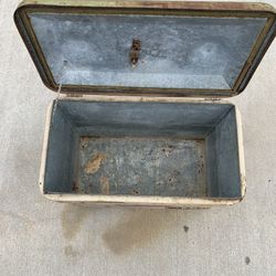 Antique Ice chest 