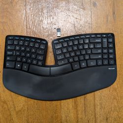 Microsoft Sculpt Ergonomic Wireless Keyboard Model 1559 W/Dongle Tested