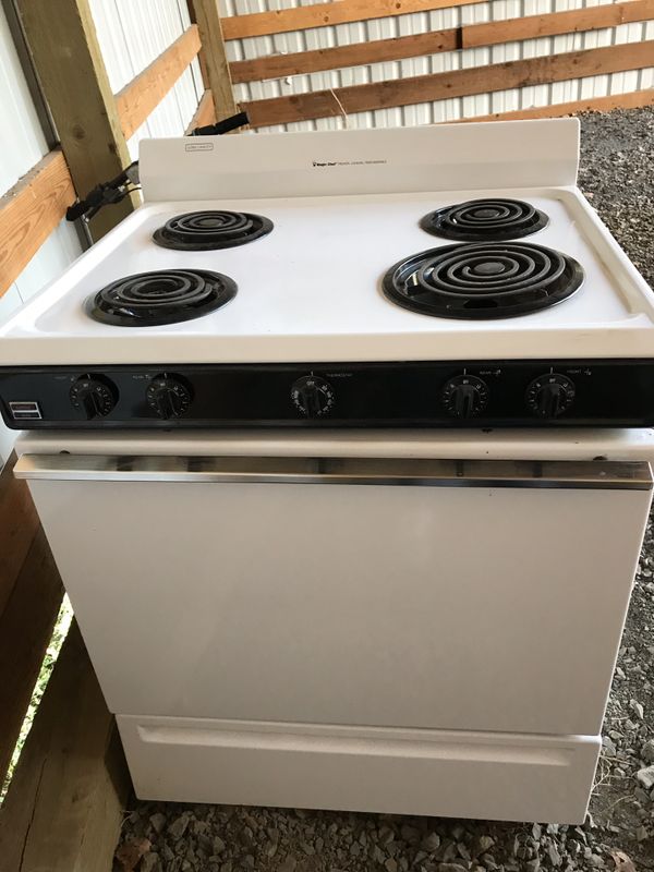 Magic Chef Stove for Sale in Prineville, OR OfferUp