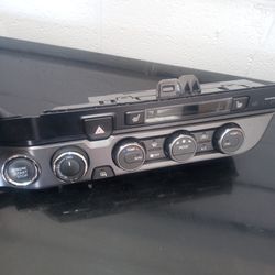 2020- 2023  Toyota Tacoma Ignition Switch Temperature Control Heating Unit OEM