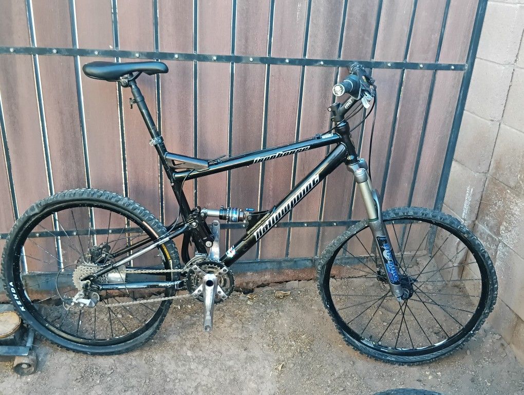 Ironhorse: Hollowpoint, Full Suspension MTB
